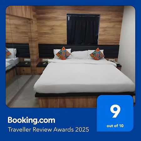 Glitz Hotels Sai Guest House - Nr Inorbit Mall Vashi 나비뭄바이 외부 사진