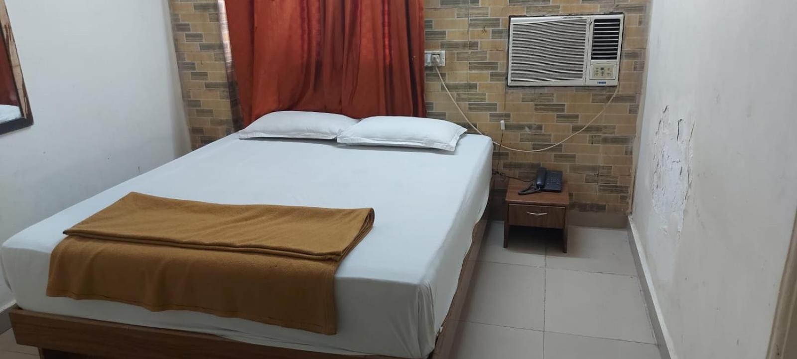 Glitz Hotels Sai Guest House - Nr Inorbit Mall Vashi 나비뭄바이 외부 사진