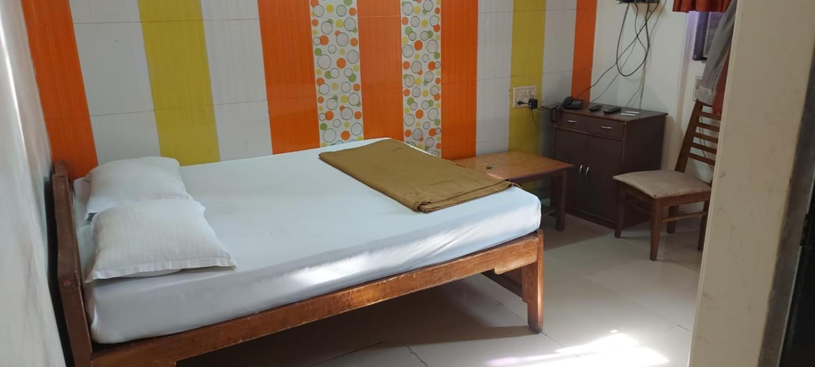 Glitz Hotels Sai Guest House - Nr Inorbit Mall Vashi 나비뭄바이 외부 사진