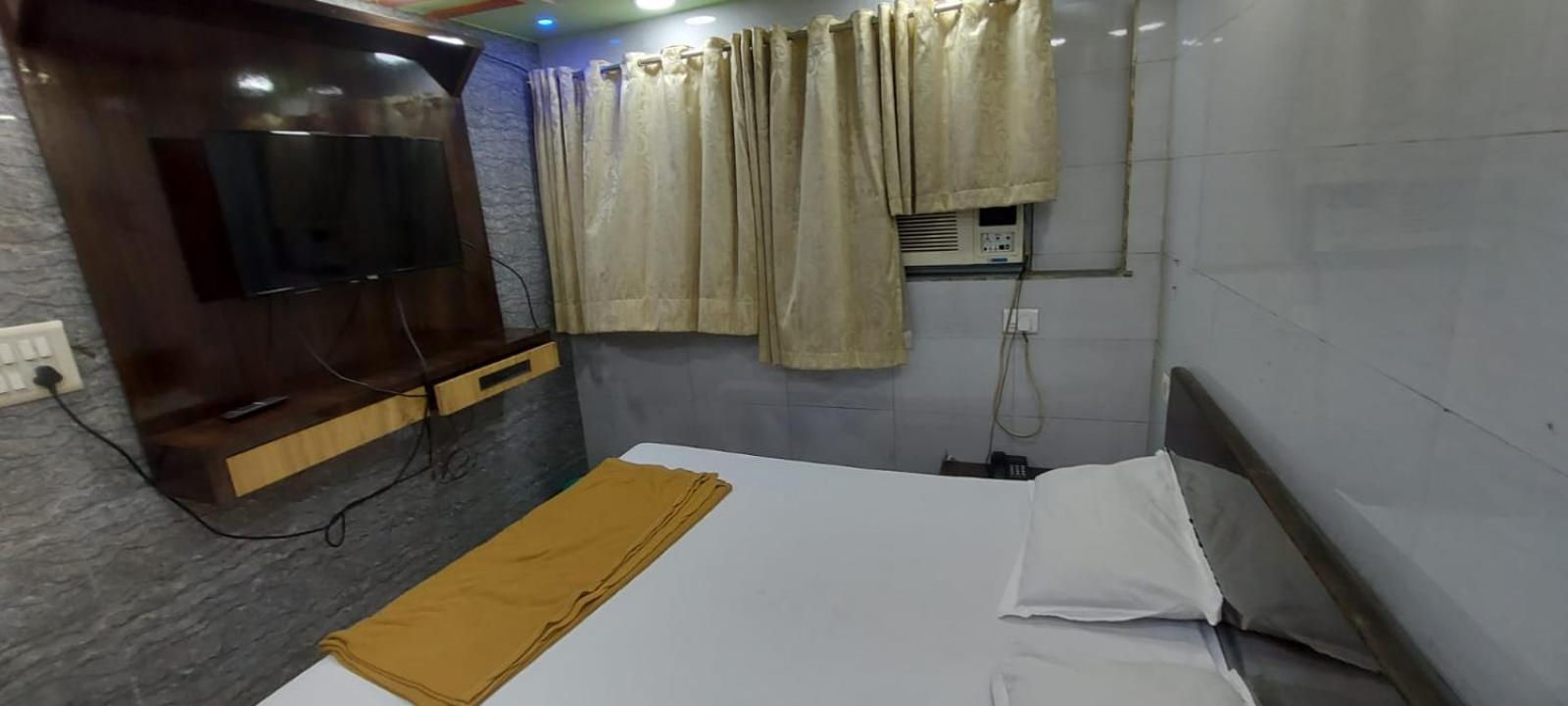 Glitz Hotels Sai Guest House - Nr Inorbit Mall Vashi 나비뭄바이 외부 사진