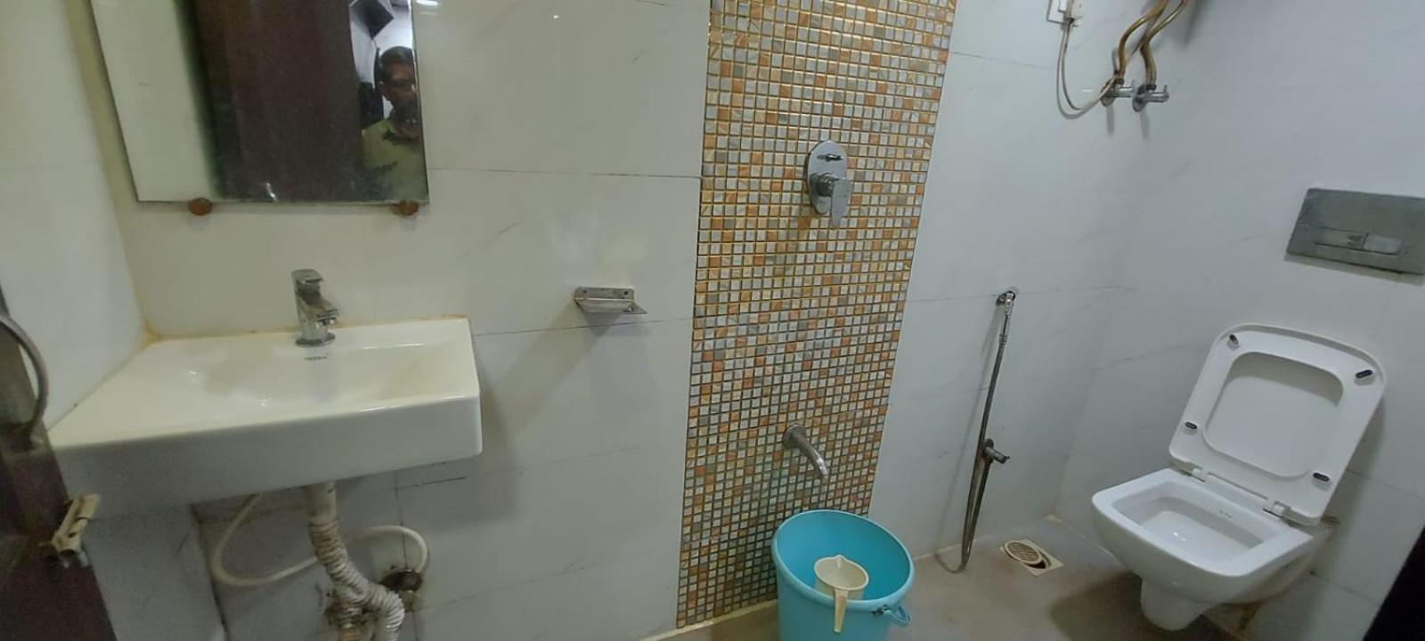 Glitz Hotels Sai Guest House - Nr Inorbit Mall Vashi 나비뭄바이 외부 사진
