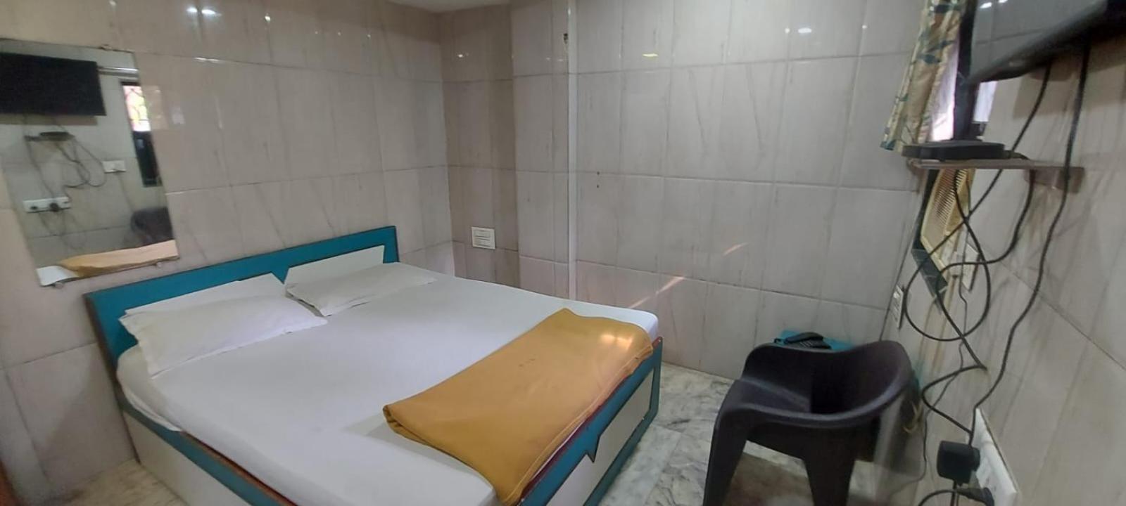 Glitz Hotels Sai Guest House - Nr Inorbit Mall Vashi 나비뭄바이 외부 사진